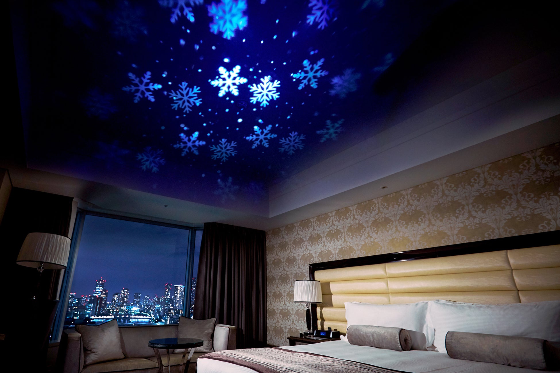 練馬区立 四季の香ローズガーデン／秋のバラを堪能する「2025オータムフェスティバル」を開催