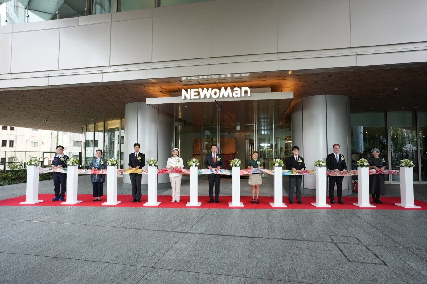 【箱根リトリート före & villa 1/f】箱根仙石原が幻想的な黄金色に染まる秋