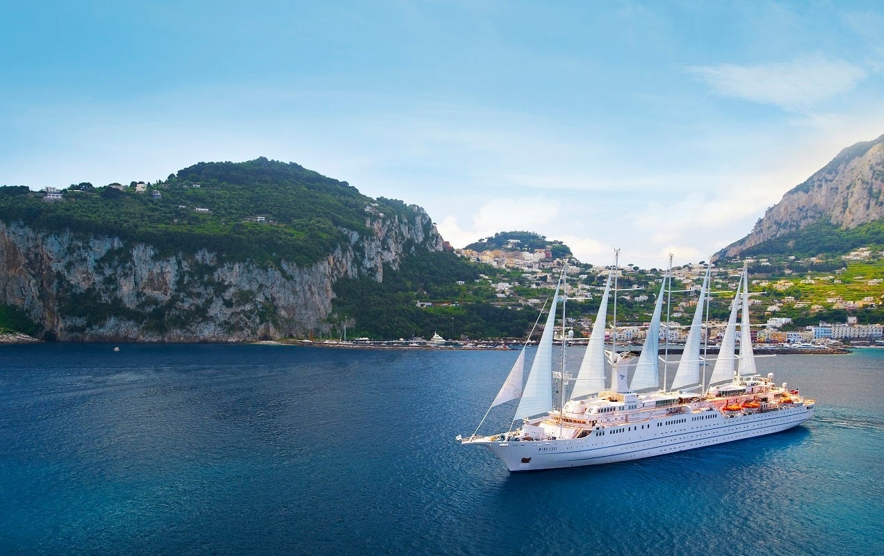 【パーク ハイアット 京都】バー「琥珀」「The World’s 50 Best Bars」“レジェンド・オブ・ザ・リスト” 選出の伝説的バーテンダー上野 秀嗣氏を迎えゲストバーテンダーイベントを開催