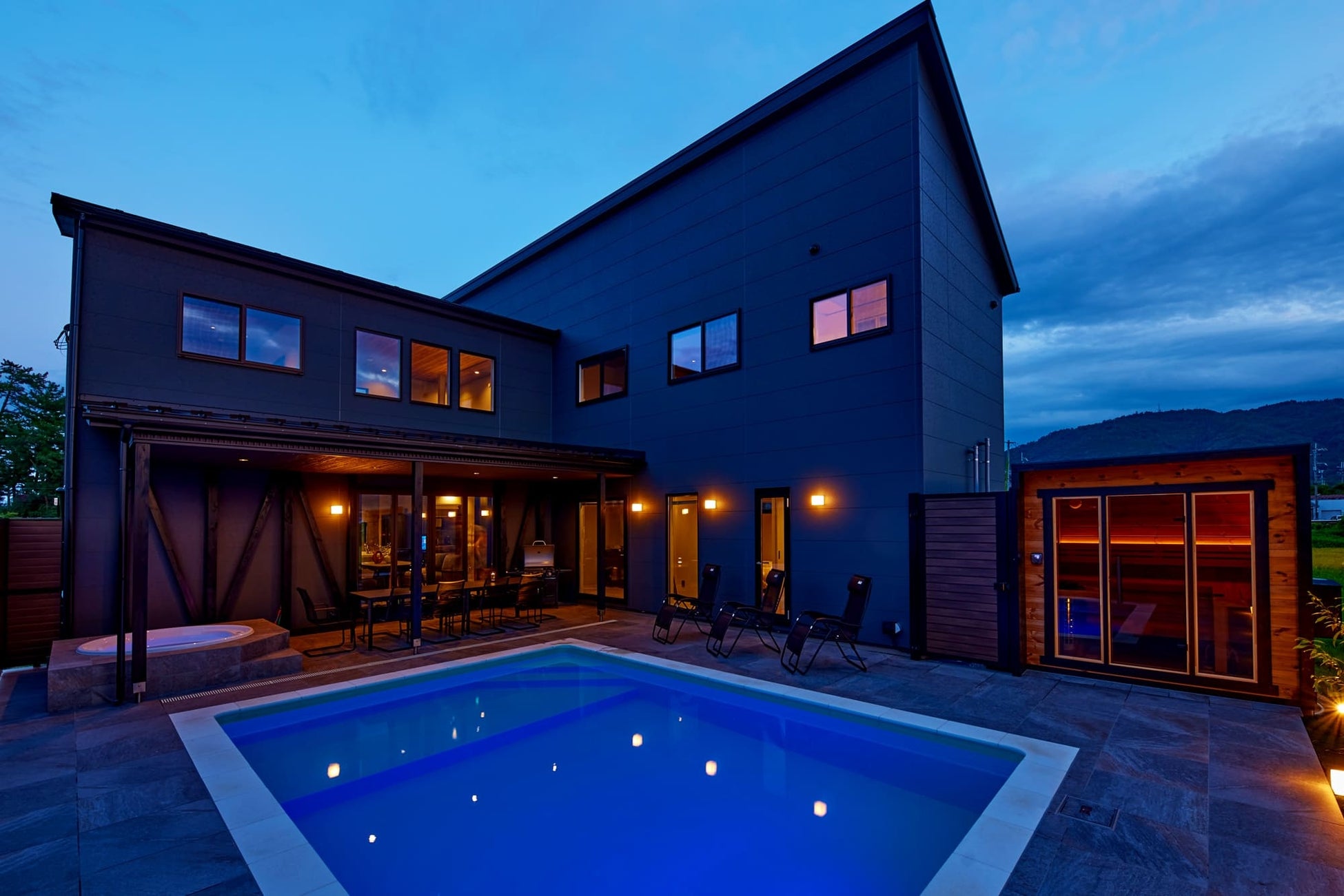 【ウェスティンホテル東京】ウェスティンホテル東京が贈る、時を超えるクリスマスの物語　Westin Christmas 2025 where timeless stories begin