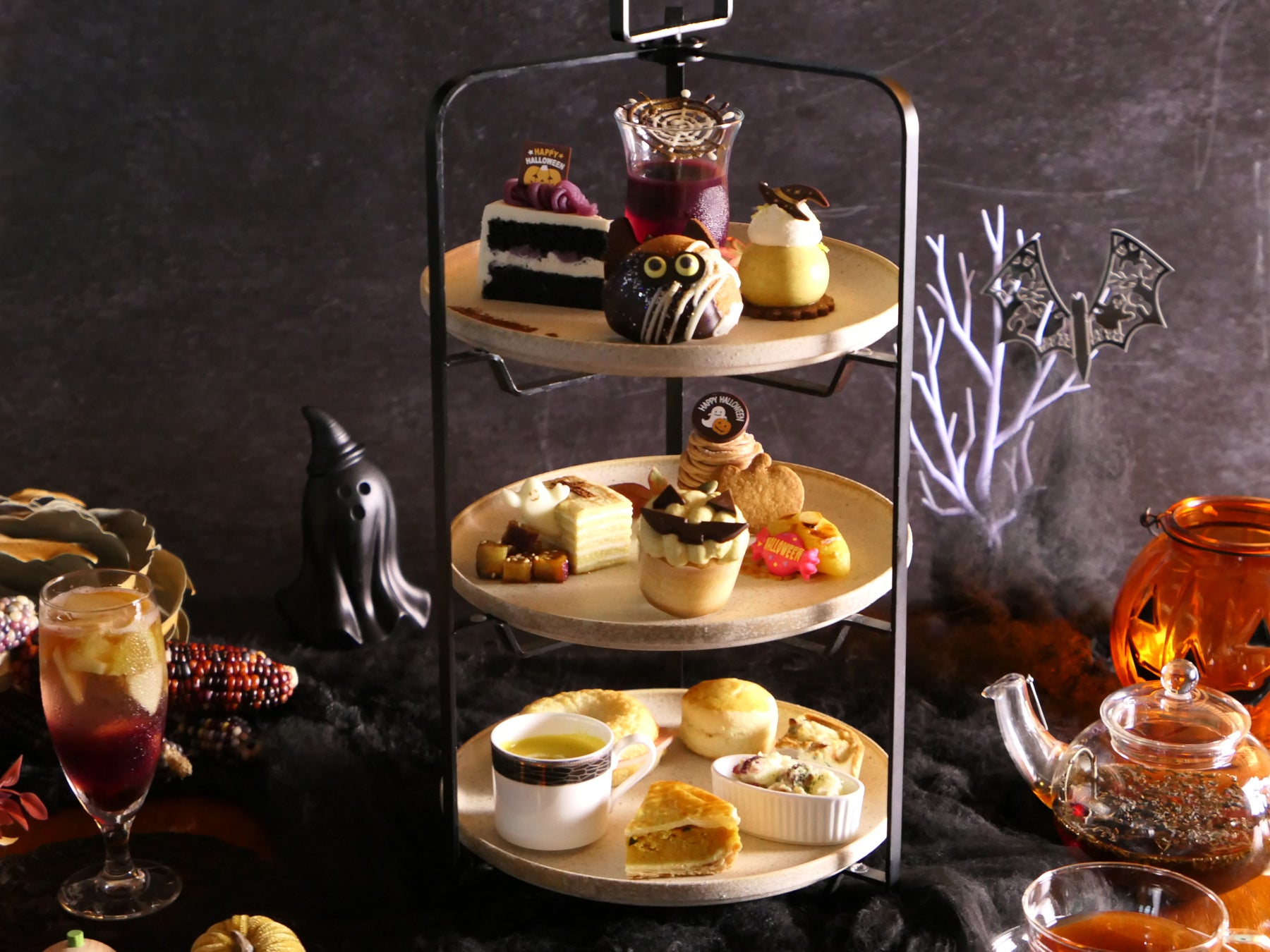 最高のリトリートを体験できる THE FIVE RIVERS FINE GLAMPING 群馬 白沢　旬の味覚を存分に味わう秋ディナー＆ペットフーディスト監修愛犬ディナー秋ver.　季節限定で提供開始