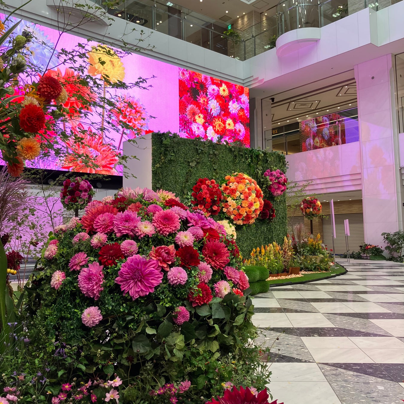 【仙台ロイヤルパークホテル】「幻想的なライトアップ煌めく、ひかりの森」/2025年11月1日(土)より開催