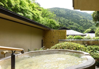 熱海の妓楼建築を舞台に、若手アーティストが“実験”を始める『GLOUND ATAMI 2025』10日間のアートイベント開催