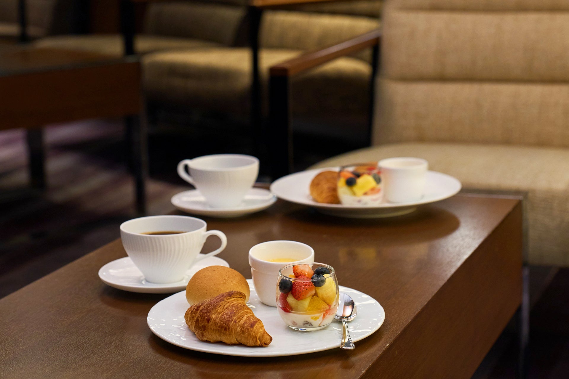 dung beetle × 38explore 、新作LEDランタン「38-kT “OKIBI”」発表