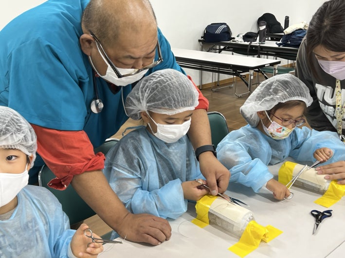 ロブ・ランツ首相、別府の「泊まれる美術館」に滞在