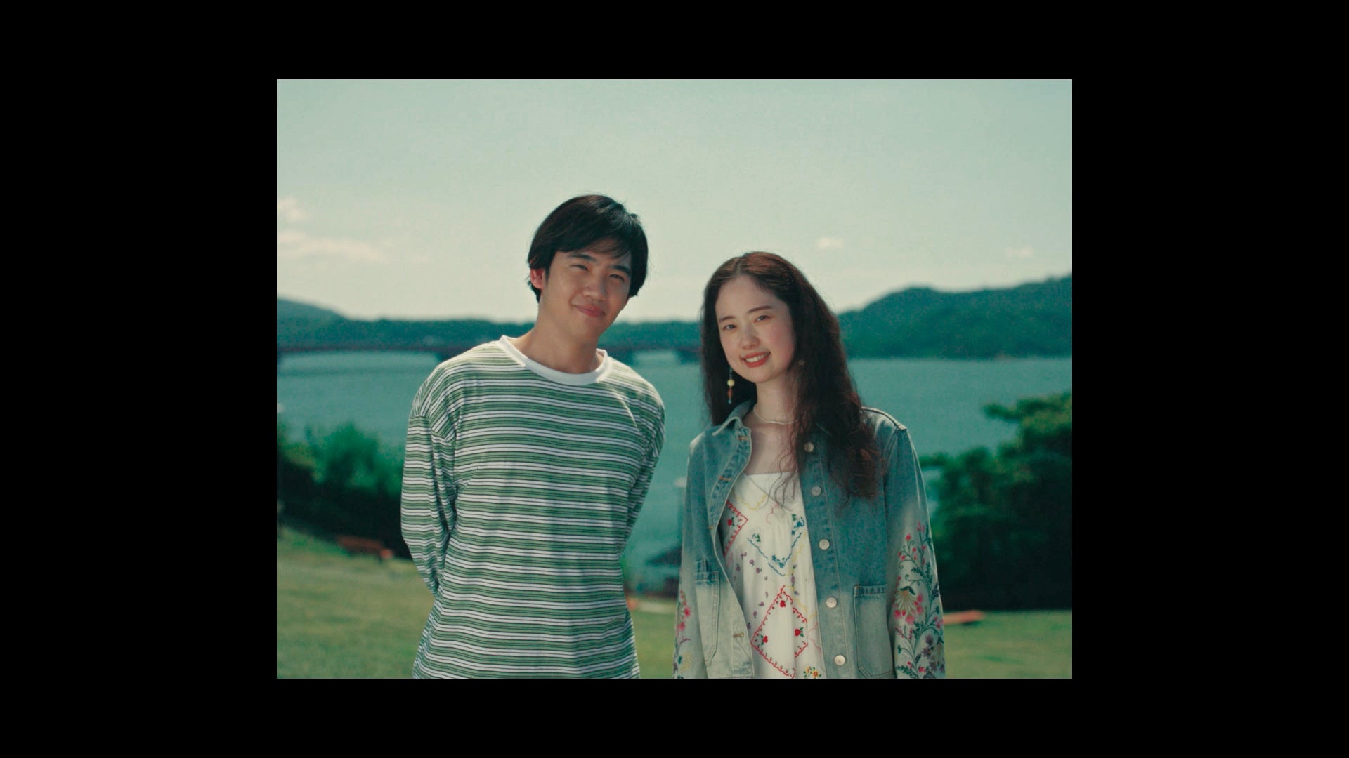 赤とピンクに彩られたスイーツが可憐な「いちごとルビーショコラのアフタヌーンティー」2025年12月1日(月)より提供開始