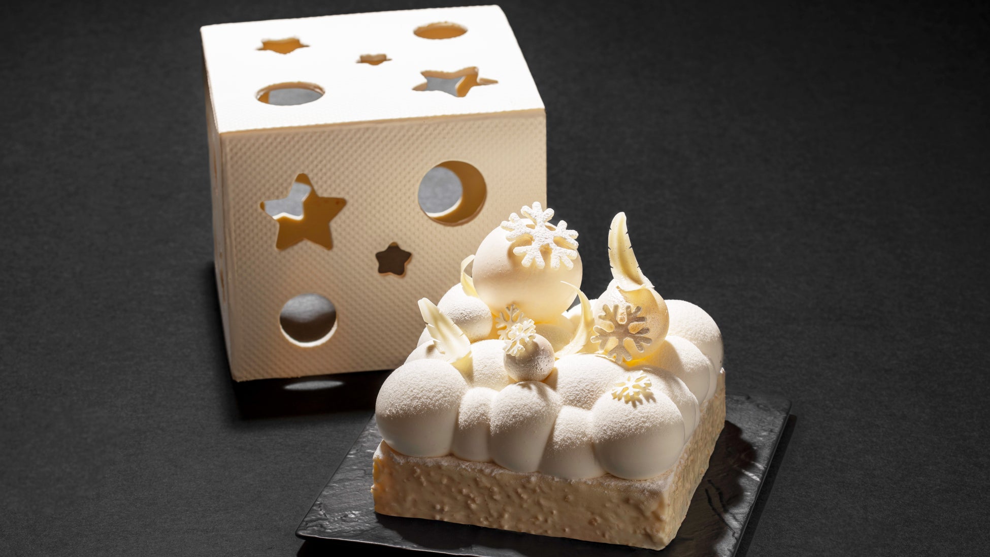 旭岳の魅力を堪能する宿泊プラン。冬季限定の特別価格でご提供いたします。10月19日(日)より開始