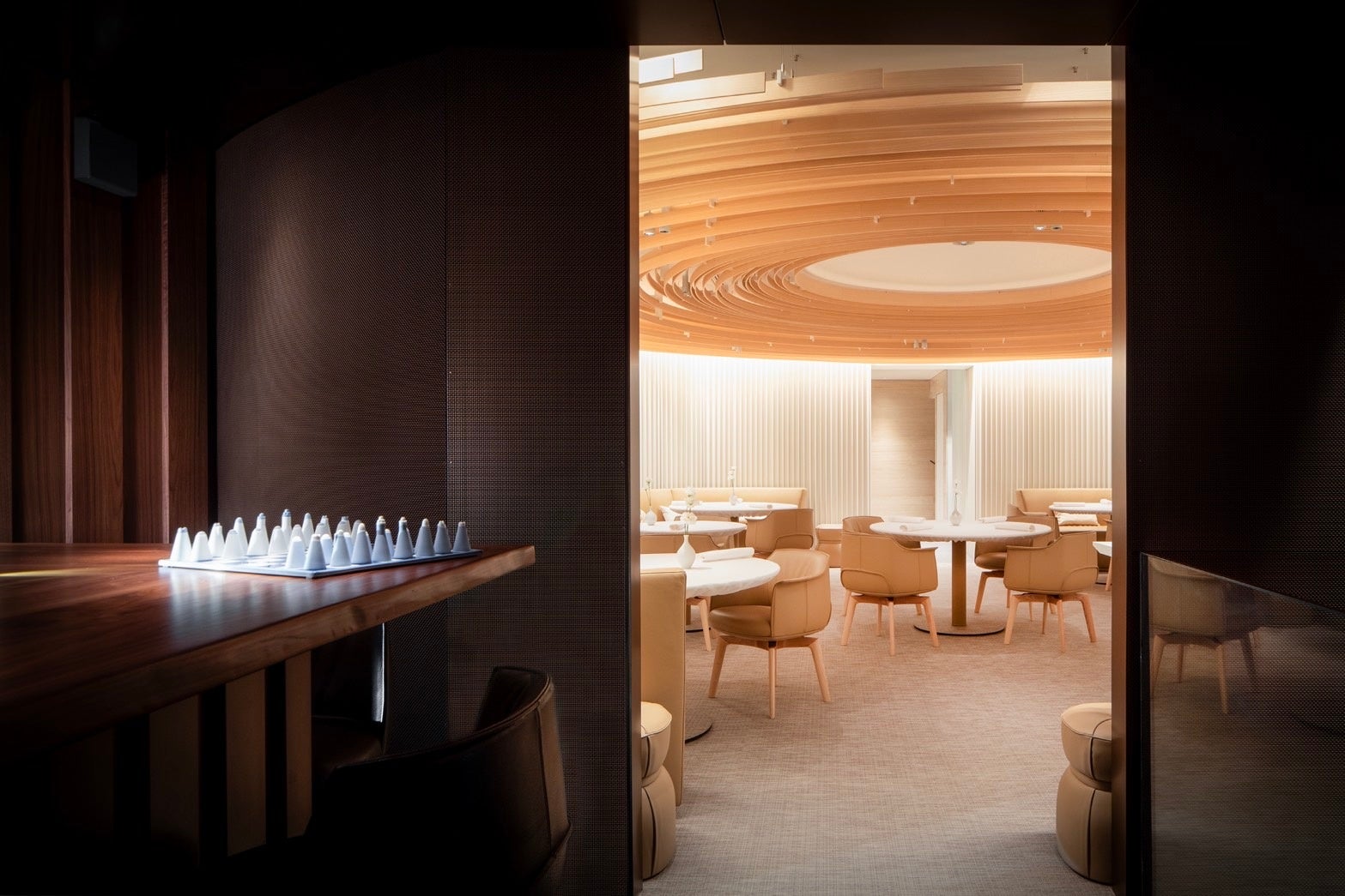 【KEIRIN HOTEL 10】日本発祥のスポーツ”競輪”とアートの融合空間で過ごす、芸術に浸る秋旅を