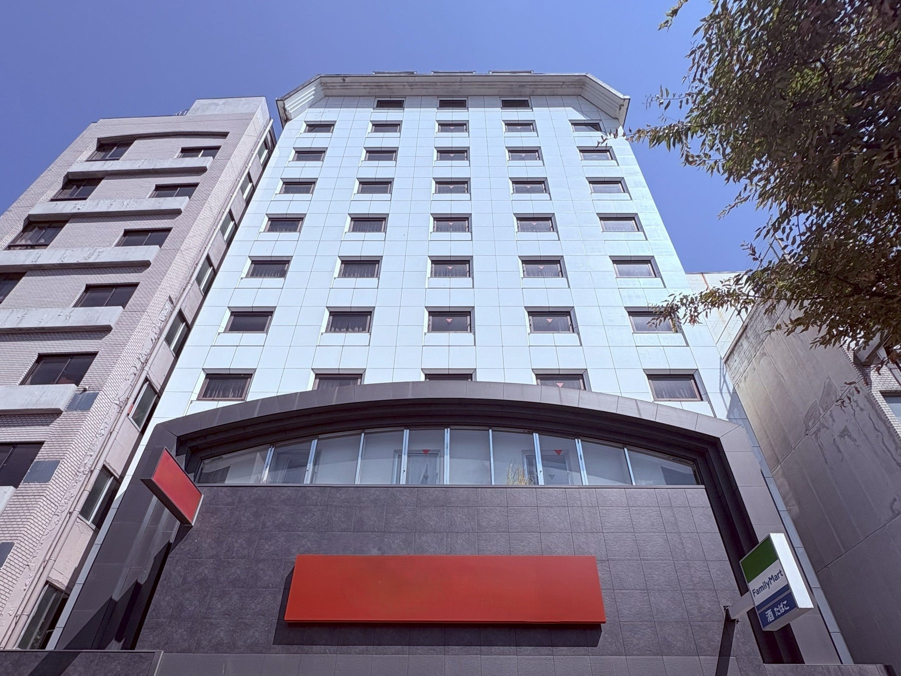 秋に2時間待ちの行列ができた栗スイーツカフェが復活!「meet tree HITO to KI 新町店」がリニューアルオープン