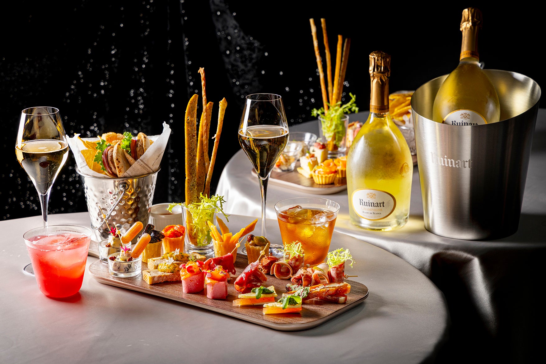 ロボット、メイド、VTuberと、リアルとバーチャルで一緒に遊べる「秋葉原にぎわい広場2025」開催