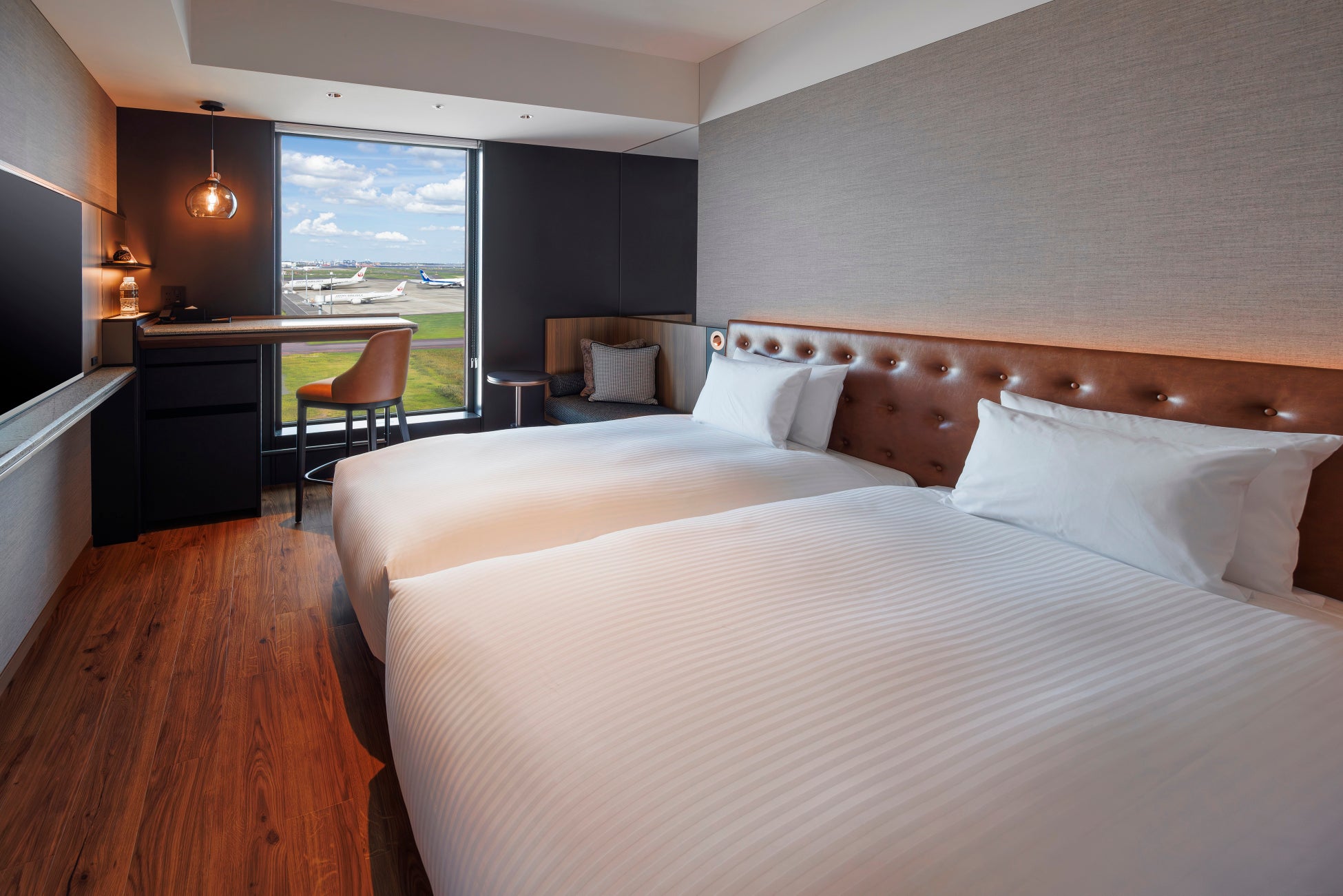 たんばらコキアガーデン 斜面を彩る鮮やかな 1 万株のコキアが見ごろ到来