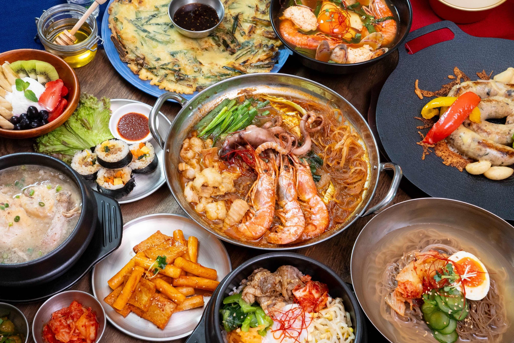 【ホテルオークラ神戸】年末年始に多彩なイベントを開催