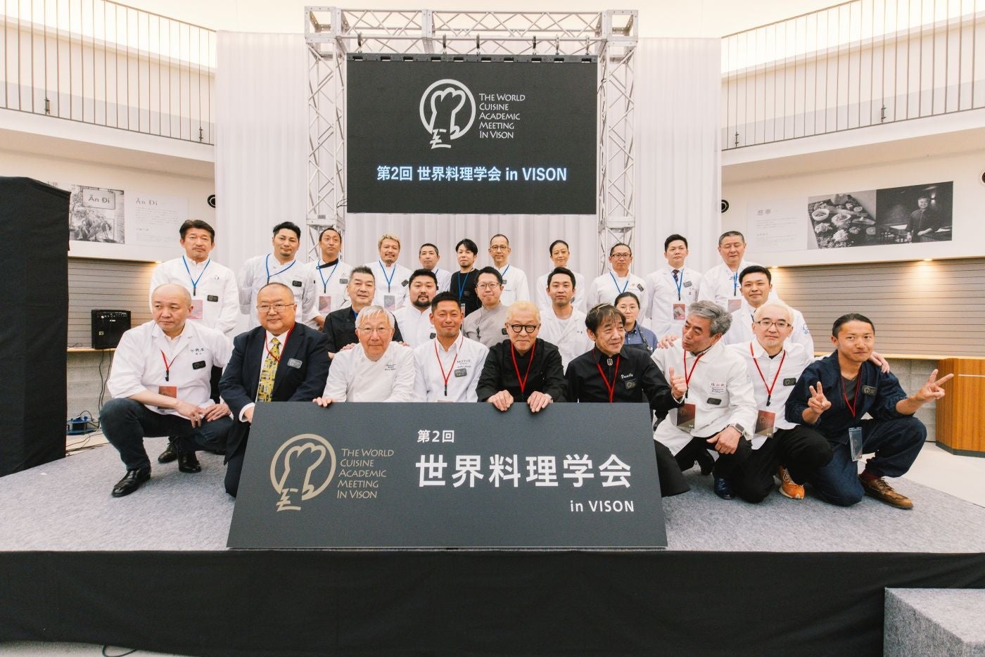 秋キャンプにちょうどいい寝心地を。どんな場面でも頼れるBears Rockのあったか寝袋で朝までぐっすり