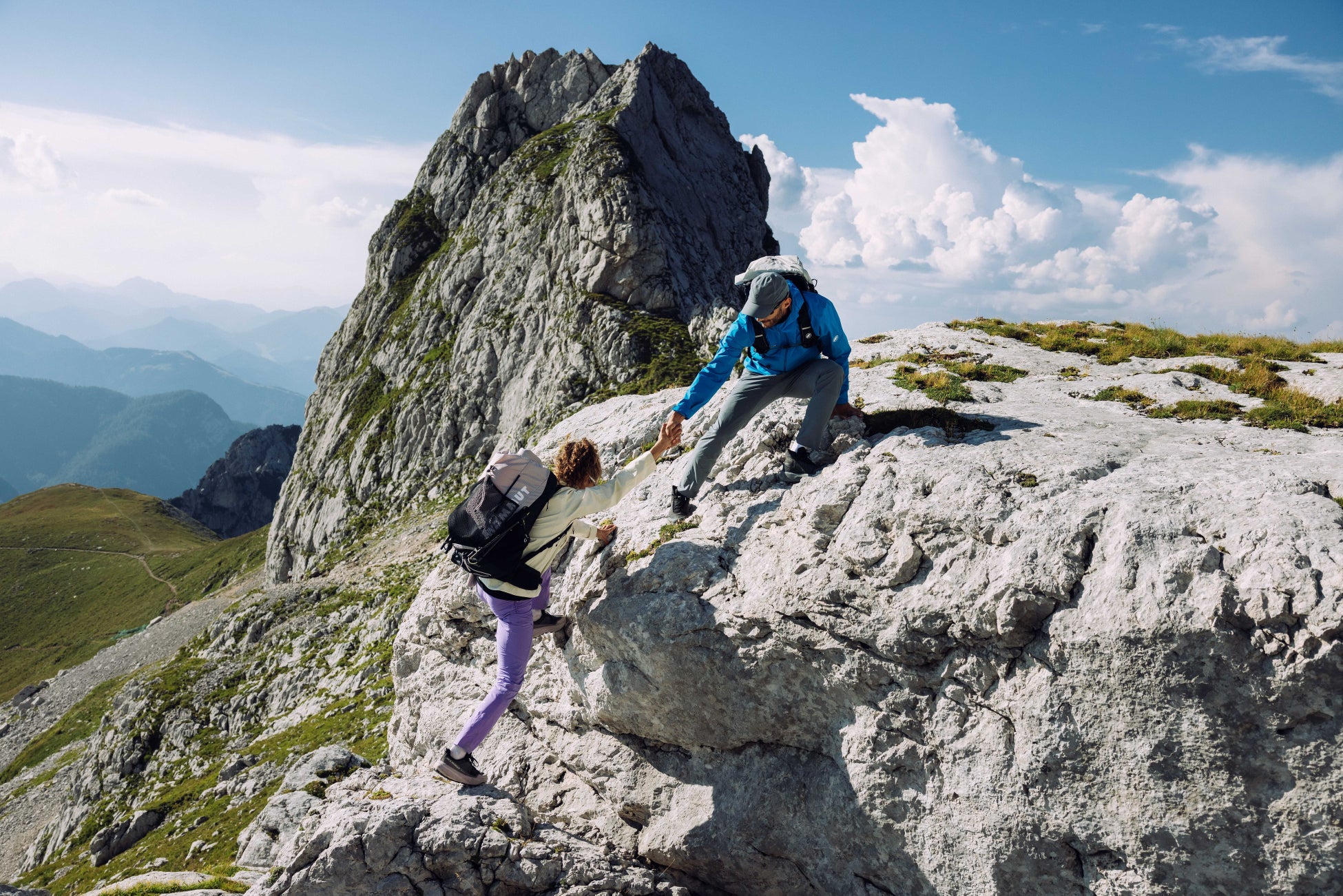 児童虐待ゼロを目指し21団体が連携。「ORANGE WALK 2025」11月1日スタート
