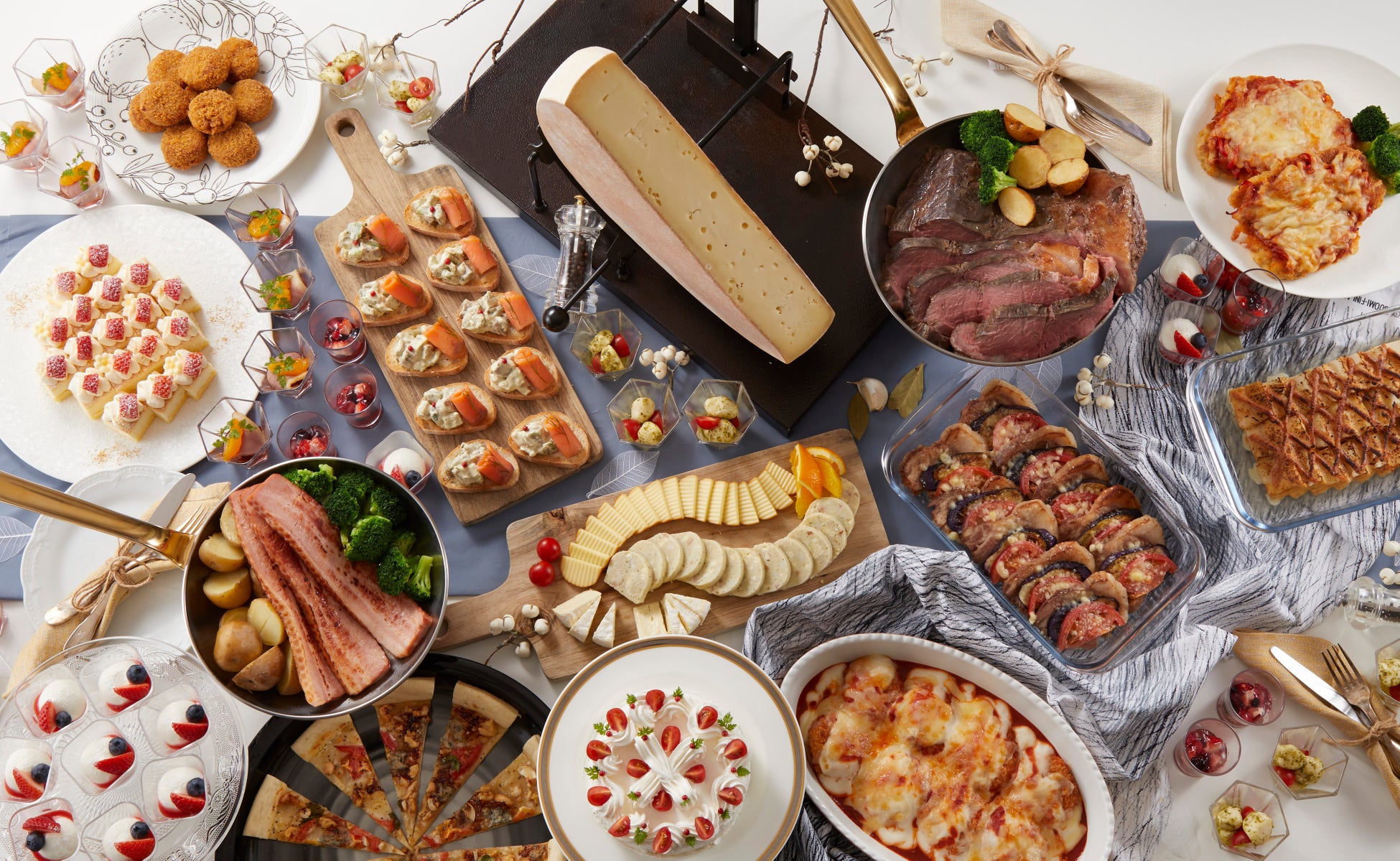 【アートアクアリウム美術館 食の秋コラボ第四弾】みのる食堂の大人気「ごちそう定食」と金魚アート鑑賞プラン