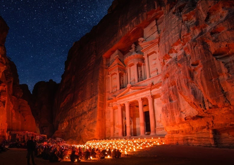 【宮崎県新富町】宮崎から全国へ！女子サッカーチーム「ヴィアマテラス宮崎」オリジナル商品『ヴィアマポテト』新発売 〜しお味＆蒲焼風味、選手カード付き限定版も登場〜