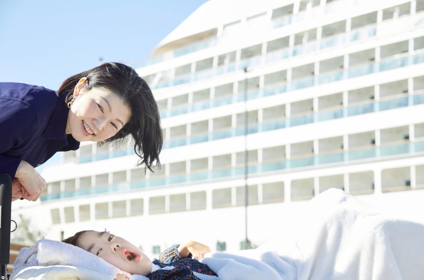 コキア 赤から茶のグラデーションへ(国営ひたち海浜公園)