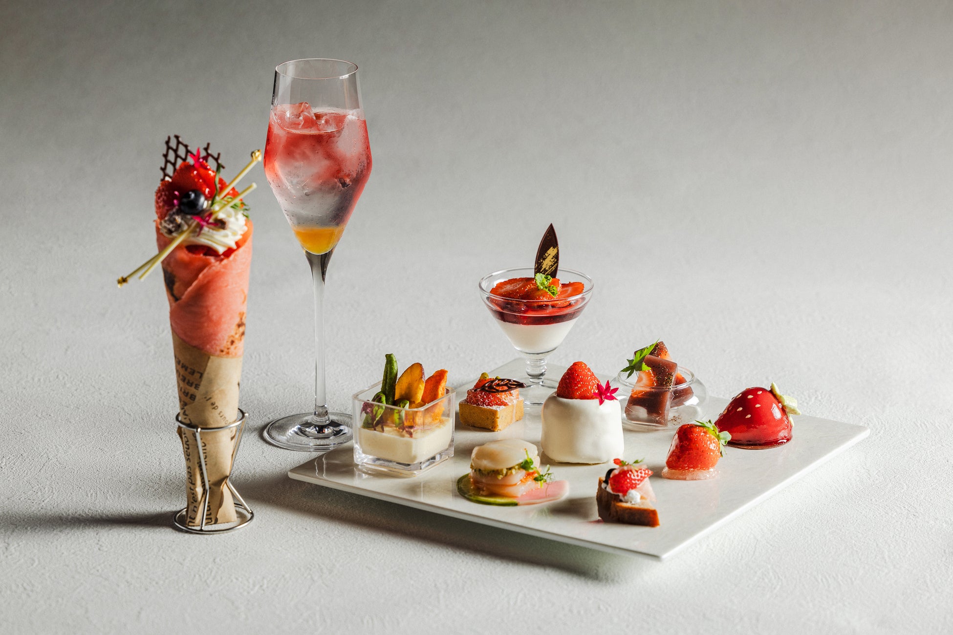 【東京ベイ潮見プリンスホテル】旬のいちごが奏でる冬のシンフォニー「いちごアフタヌーンティー～Strawberry Symphony～」を販売