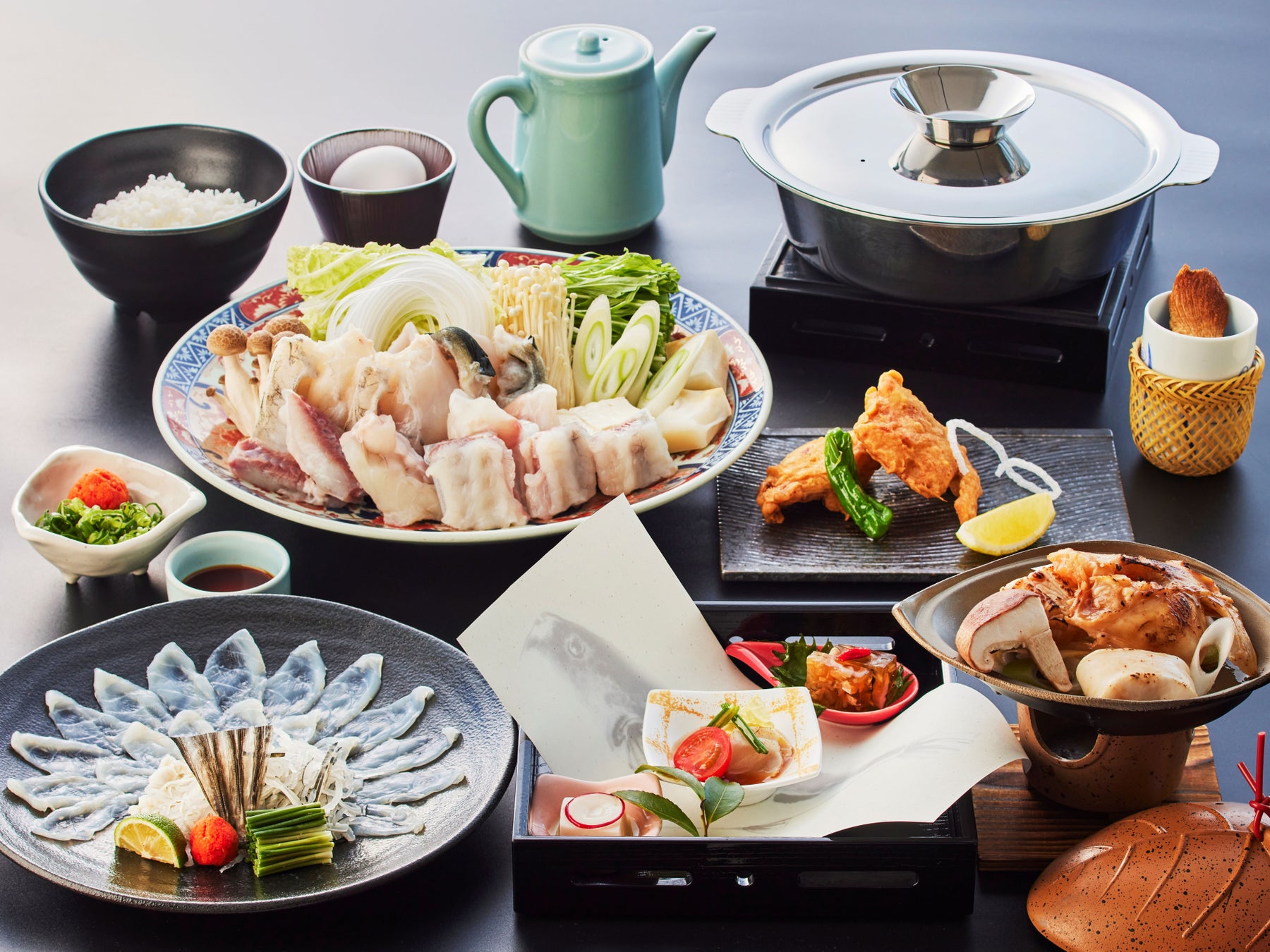 「ポケット感覚」で気軽に持ち歩く!手ぶら派のための「究極のミニバッグ」が登場!