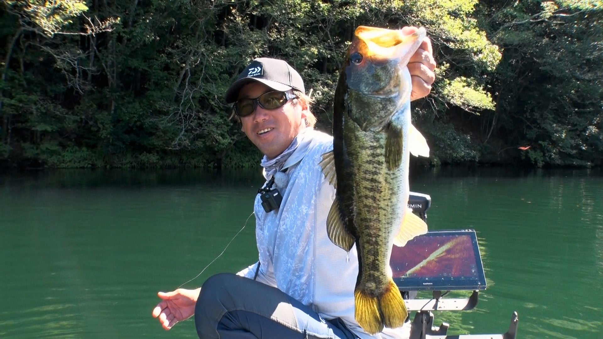 釣り具メーカーがなぜBURTLEを？ そして熊撃退スプレーまで──DRESSが見据える“釣りの先”とアウトドアの未来。