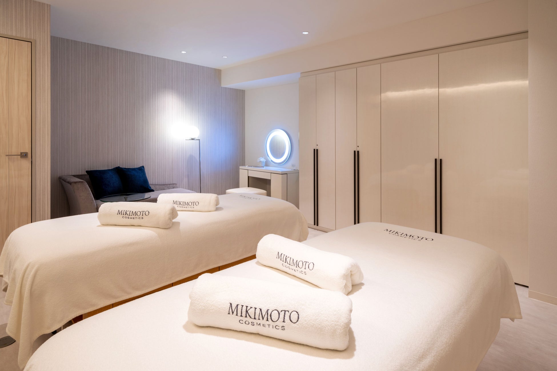 六甲高山植物園 一足早く「紅葉」が見頃! 夜間開園イベント「ひかりの森~夜の芸術散歩~」も開催中