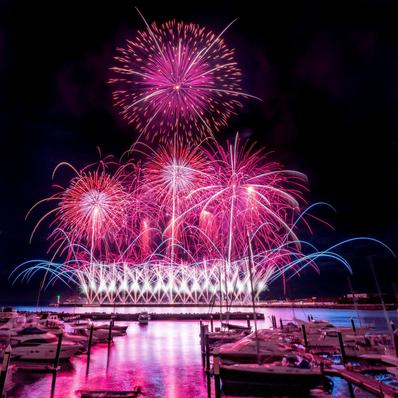 お台場 Dreamプロジェクションマッピングfeaturing 第24回ドリーム夜さ来い祭り・まもなく！晩秋に舞う東京都の祭り　席数限定・有料観覧桟敷席も販売中‼︎　＠お台場・丸の内