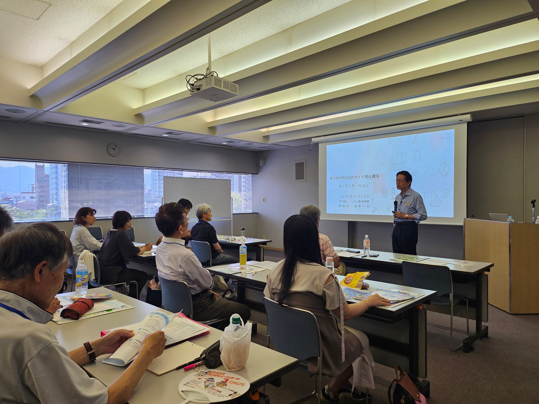 【ザ・リッツ・カールトン大阪】“スパークリングシンフォニー”をテーマとしたクリスマスプロモーションを開催