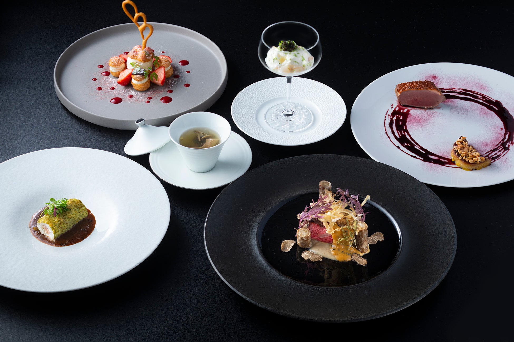 アイスランド大使が来園！湖畔の北欧マーケットも同時開催！ジェンダー平等の先駆け、女性のパワーで社会が変わった1日から50周年記念「アイスランド・クリスマス・ウィークエンド」