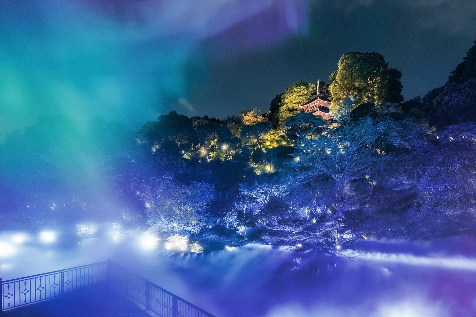 【ホテル椿山荘東京】“ムーミン谷の冬”とともに過ごす幻想的な冬の夜　光の庭園演出「森のオーロラと東京雲海」11月11日より開始