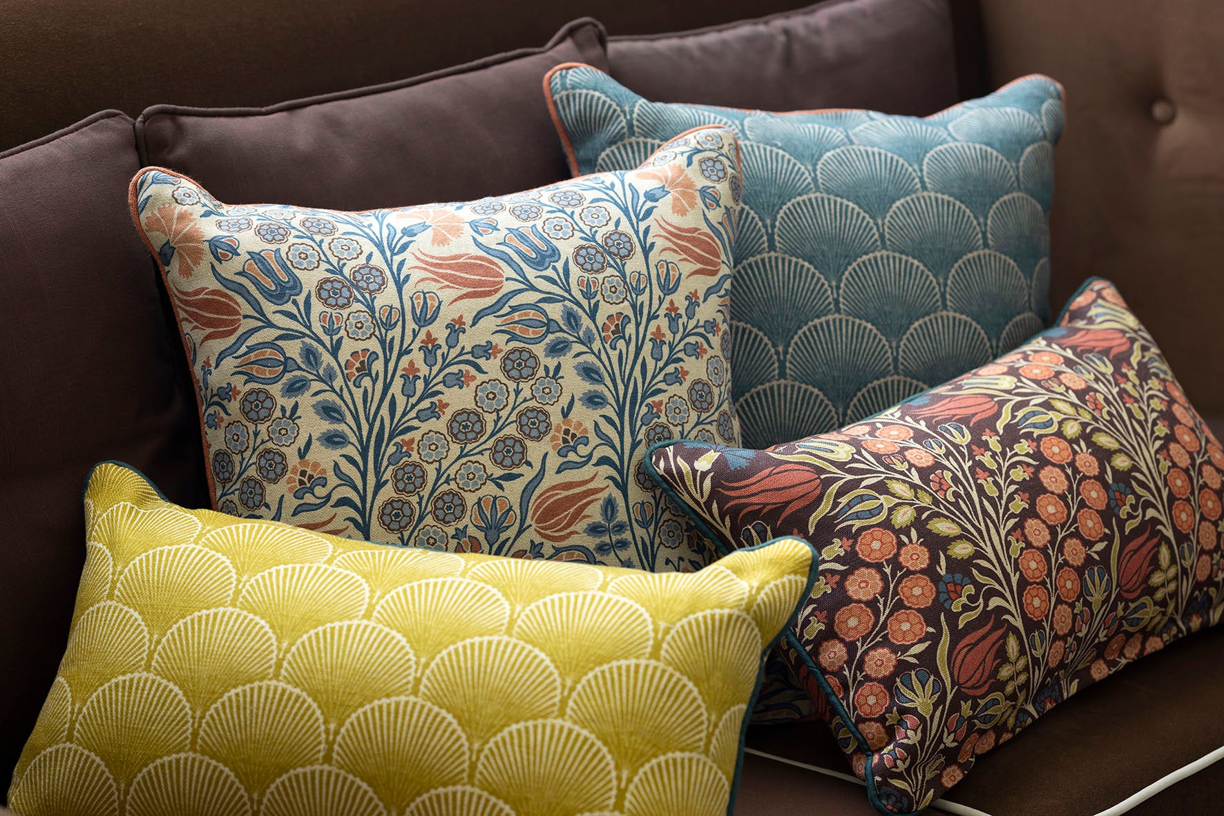 【東京ステーションホテル110周年 × LIBERTY150周年記念】新作LIBERTYインテリアファブリックより厳選 東京ステーションホテル限定 LIBERTYクッション登場