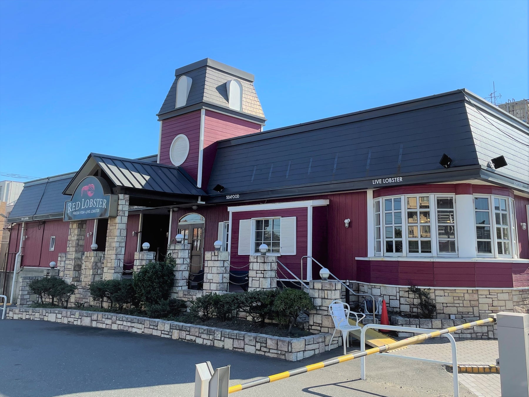 おもてなしも大阪流。大阪ならではの文化体験をホテルのバーで楽しむ　お笑いライブ “ワラウ「漫才THURSDAY」ナイト”開催