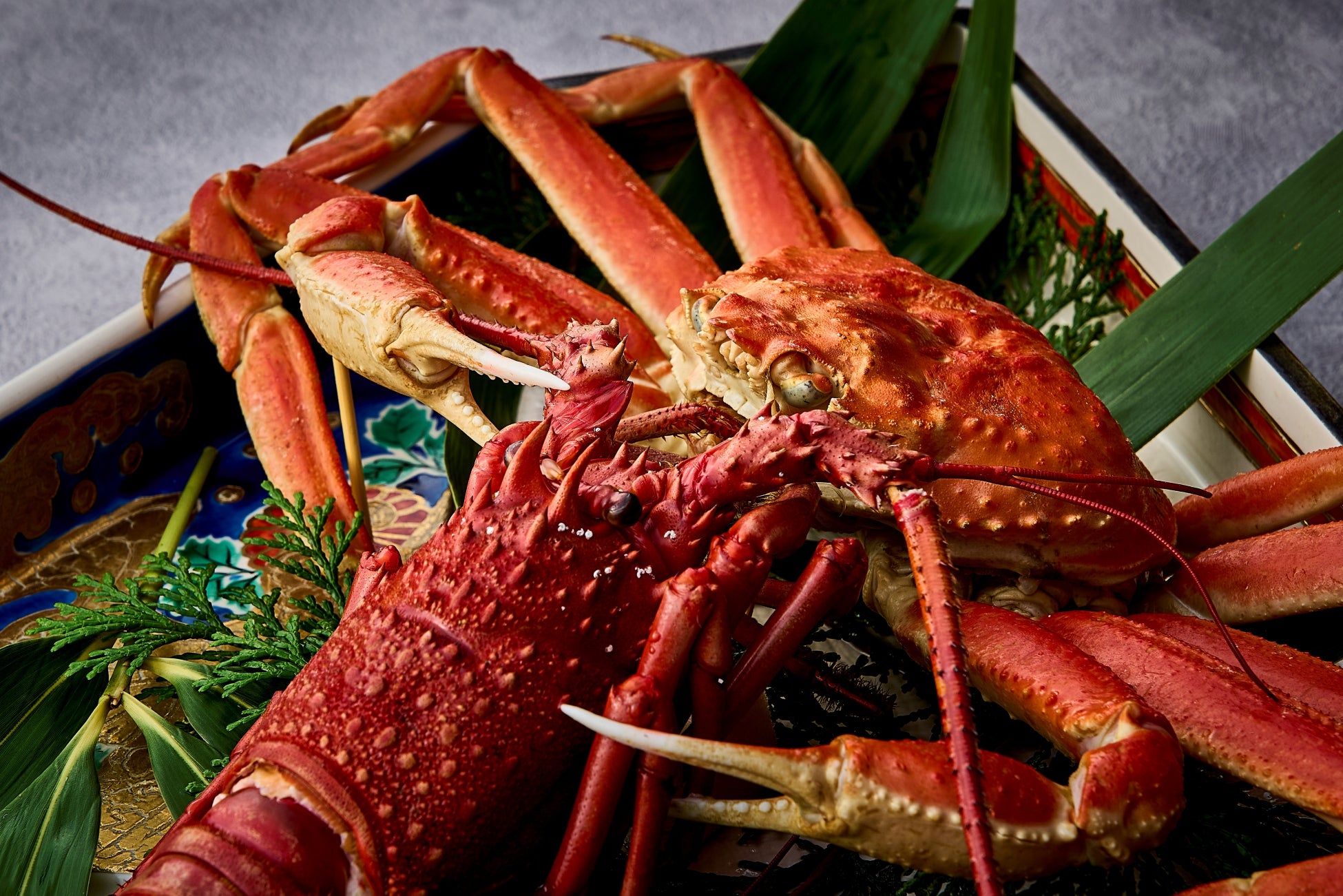 【札幌プリンスホテル】アフタヌーンティー＆パフェホテル最上階スカイラウンジで楽しむ、冬のスイーツセレクション