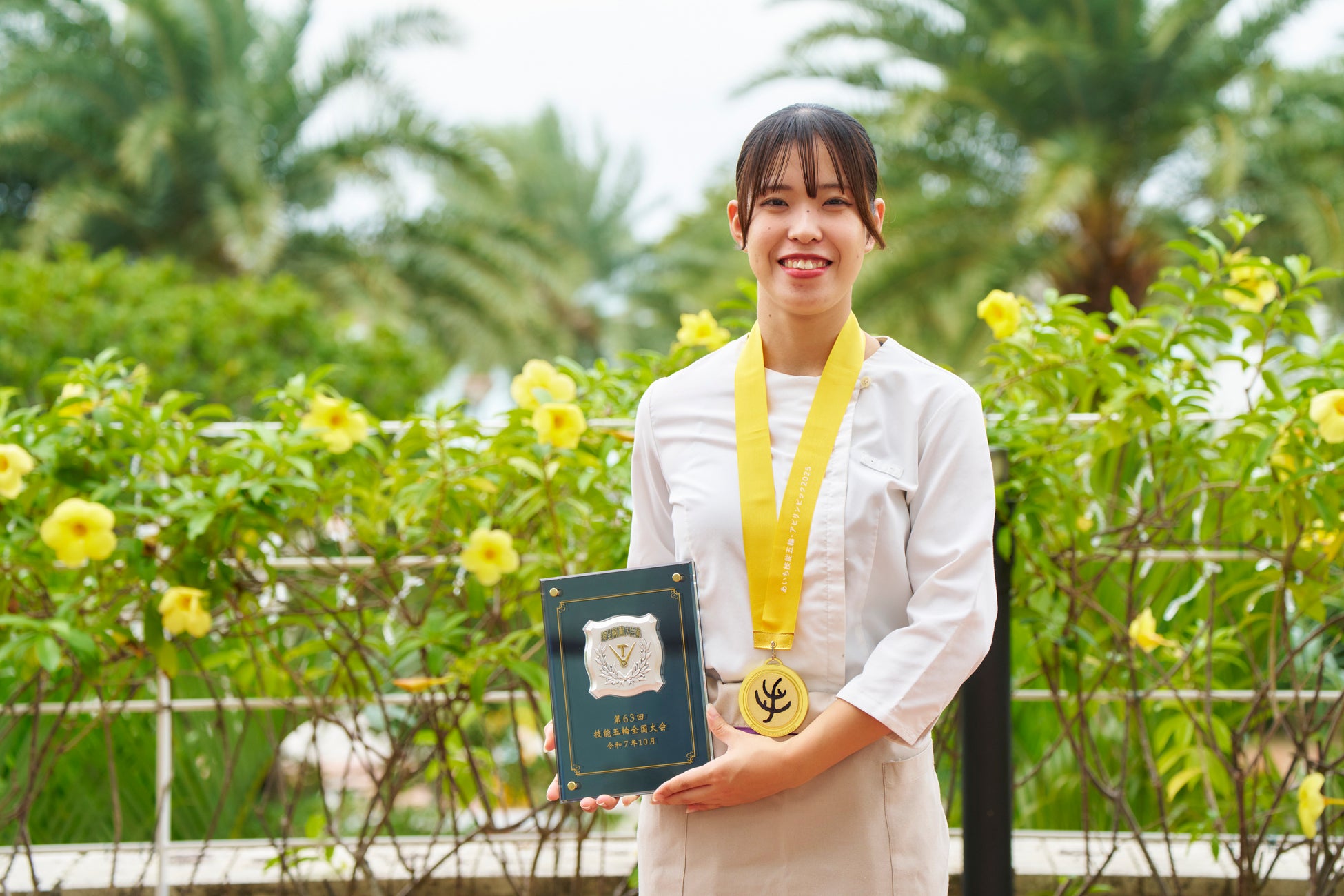 【高さ×感動のスケール‼】WHATAWONに冬のシンボルツリー登場！11/16(土)お披露目イベント開催！