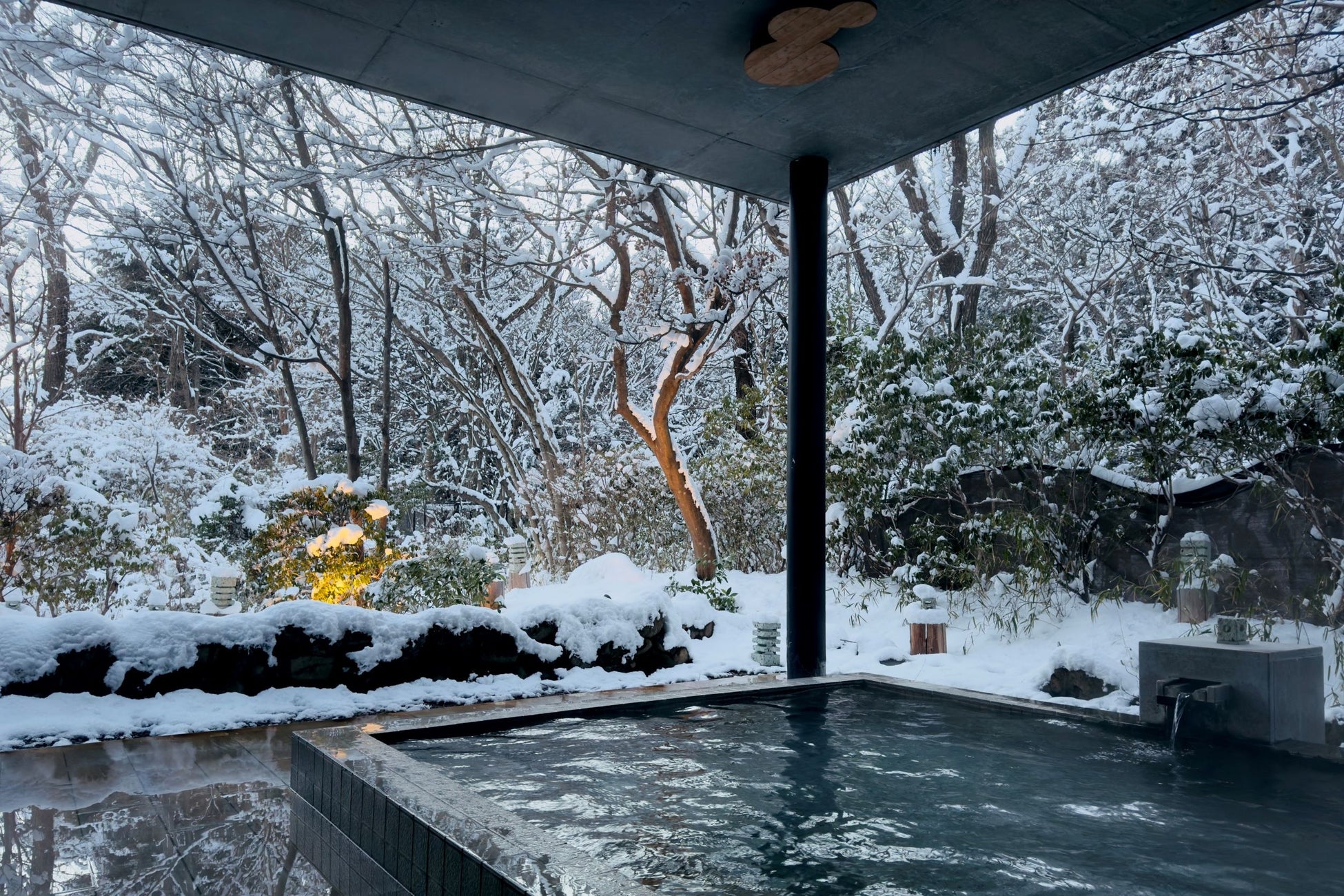 名古屋の夜景がシャンパンゴールドに！ミライタワーのイルミネーション