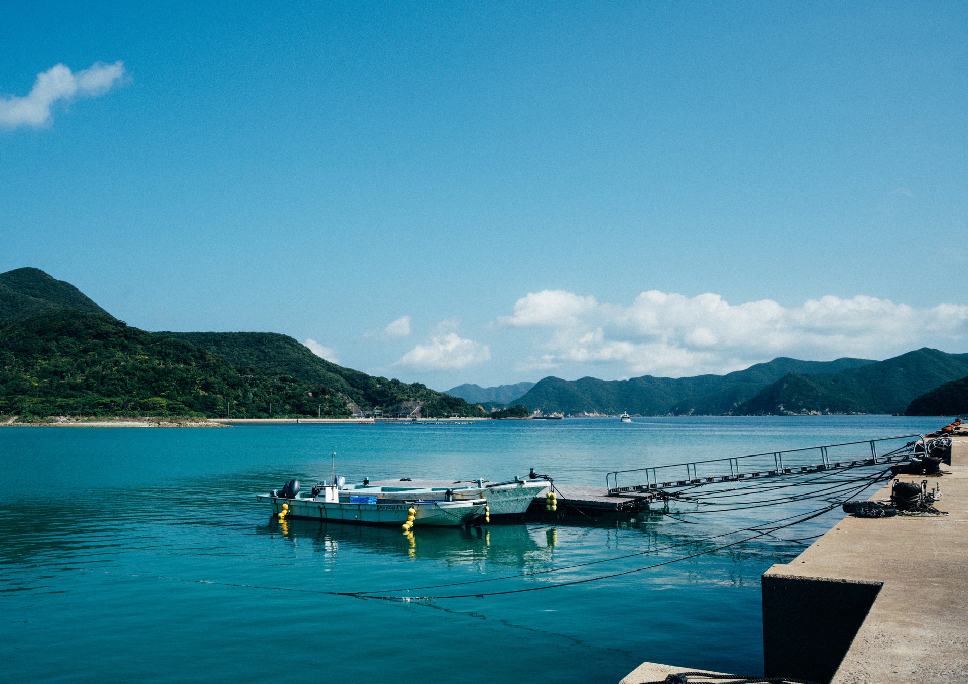 熊野本宮温泉郷 川湯温泉「山水館 川湯みどりや」が、エントランス・ロビー・露天風呂付客室をリニューアルし、2025年12月27日にグランドオープン!