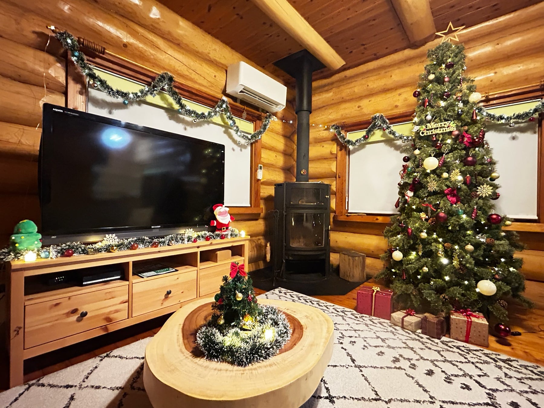 【兵庫県宍粟市】クリスマスをもっと楽しく！森のコテージに“みんなで泊まれるクリスマスルーム”が誕生