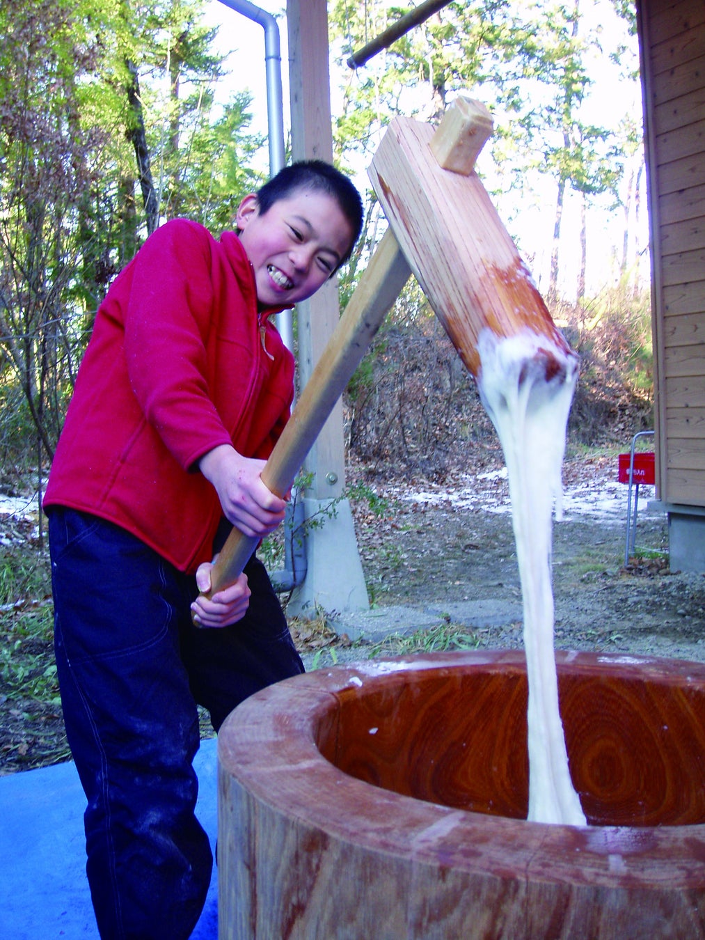 合宿免許WAO!! 全国のFamilyMartVisionでえなこ・東雲うみ・松本梨香の豪華出演陣によるCM展開中！