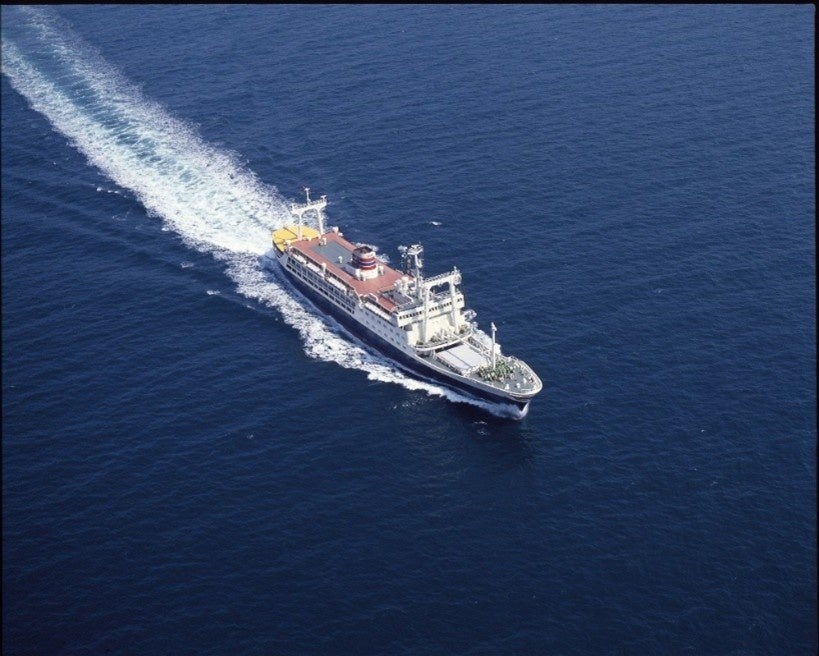 【JR西日本ホテルズ】11のホテルで、それぞれの「とっておきのクリスマス」を。クリスマスケーキ・宿泊・レストランで楽しむ、聖夜を彩るあなただけのひととき