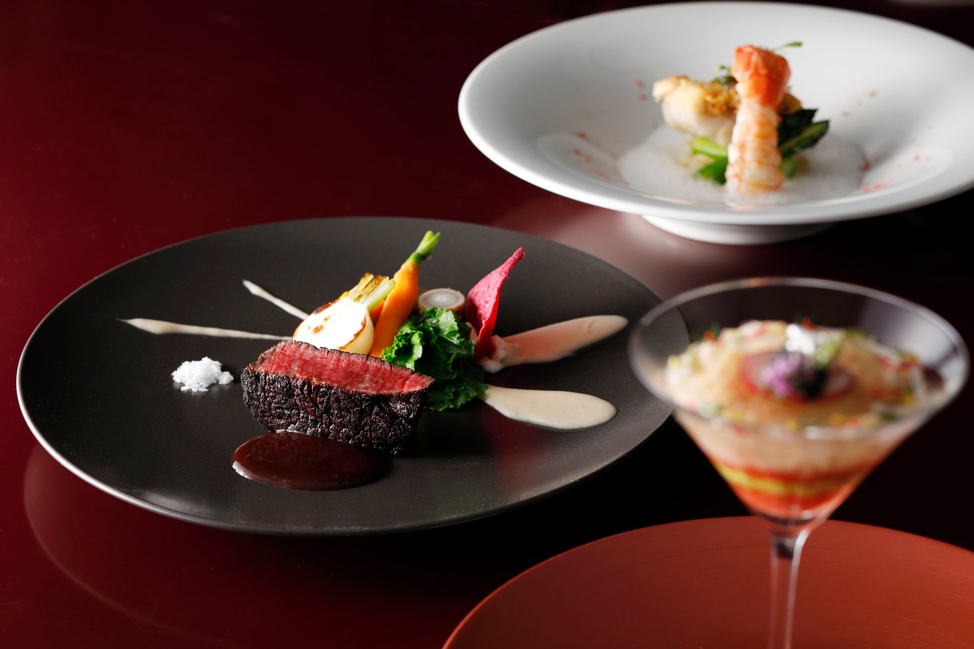 クリスマスの2日間の夜を彩るピアノ弾き語り／ザ ロイヤルパーク キャンバス 福岡中洲