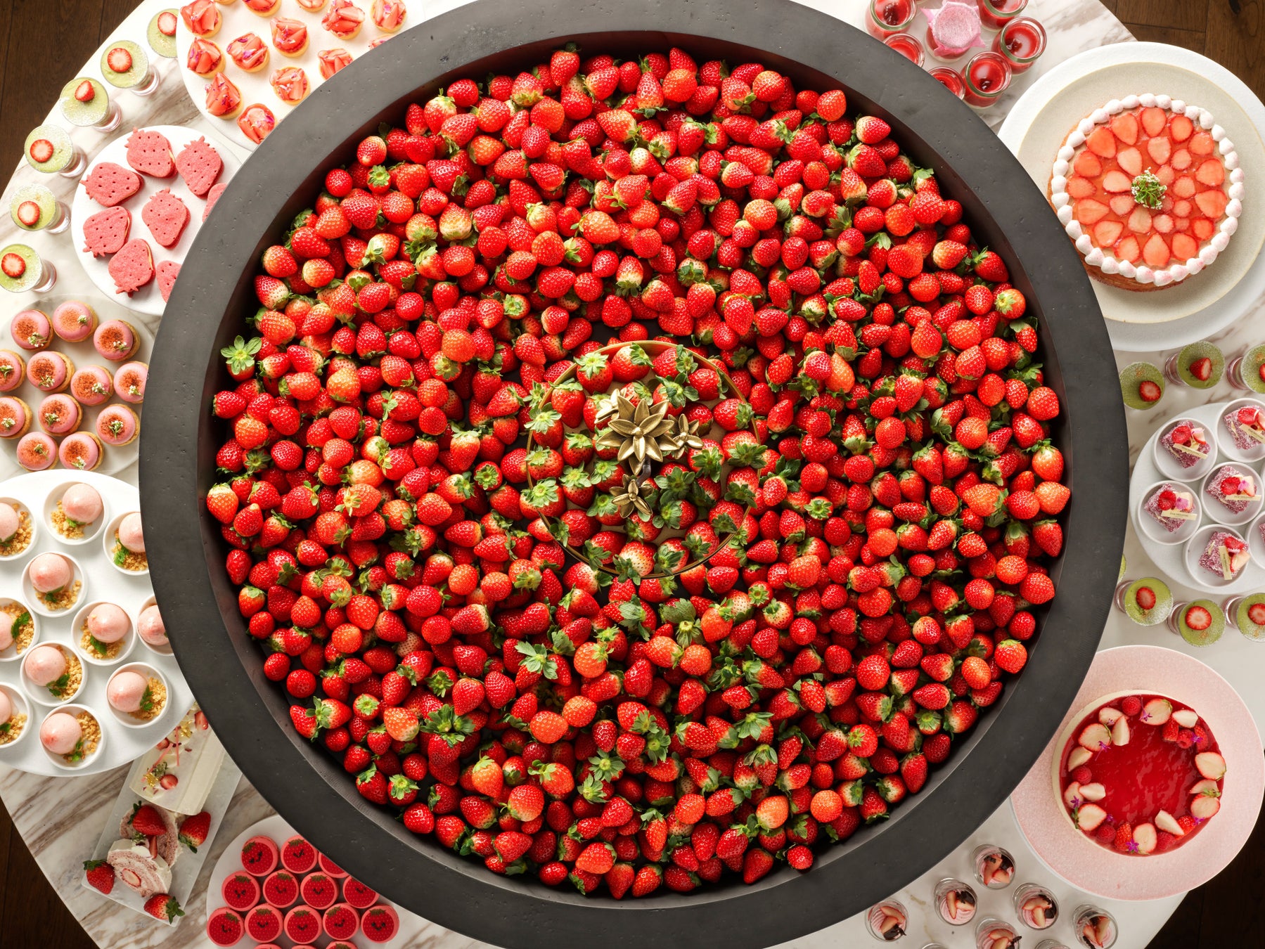 【ウェスティンホテル横浜】今年もいちごに恋する季節がやってきた！ウェスティンホテル横浜のいちごビュッフェ＆アフタヌーンティー