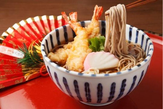 ミツバチたちのお引越し 沖縄の冬に見られる季節の自然現象「蜂球（ほうきゅう）」を発見！