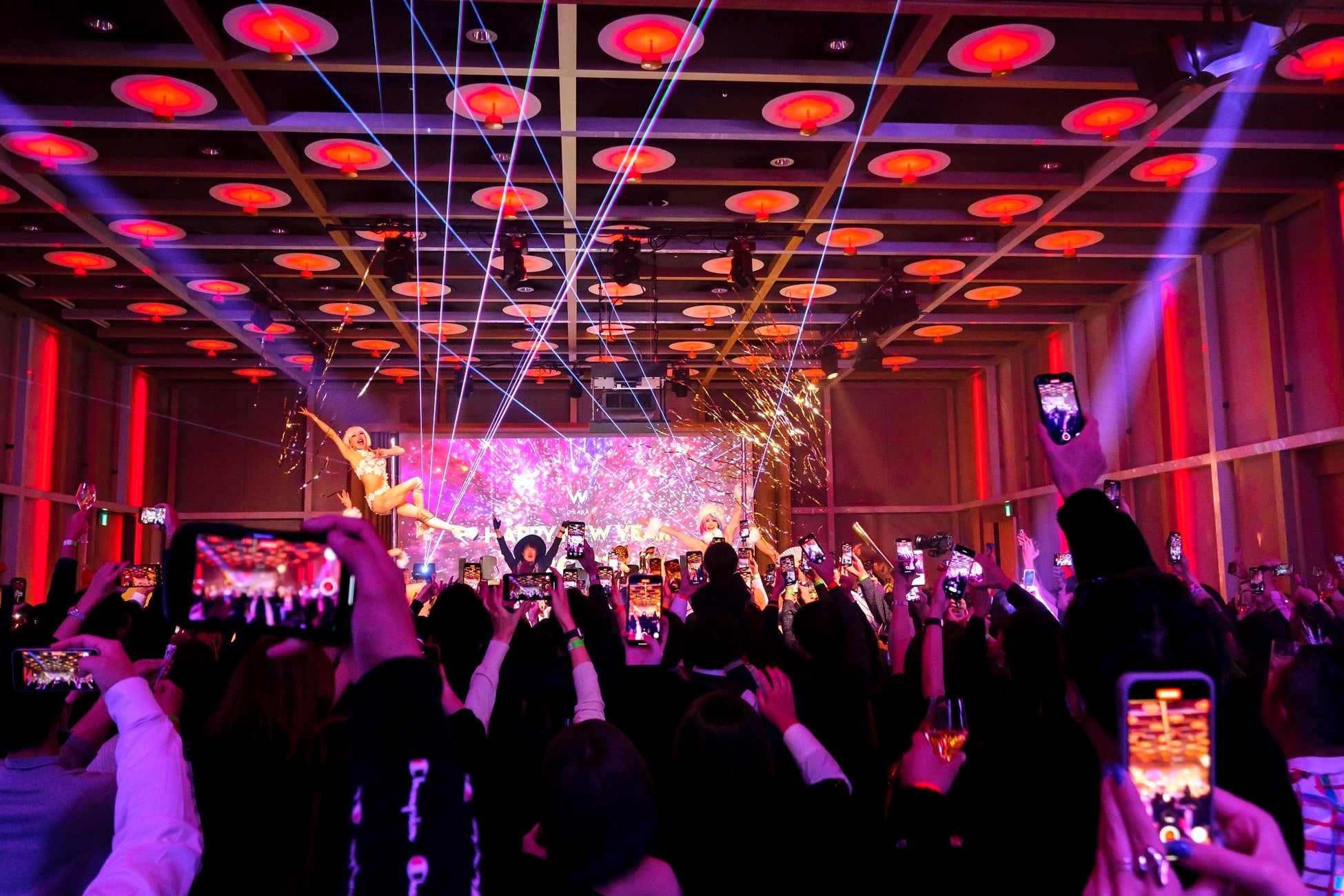 待望のいちごスイーツ登場！いちご・チョコ・チーズの贅沢冬ビュッフェが12/1（月）開幕