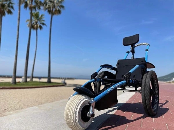 【ヒルトン東京】『ストロベリーモノクロ・ガールズパーティー』スイーツビュッフェ