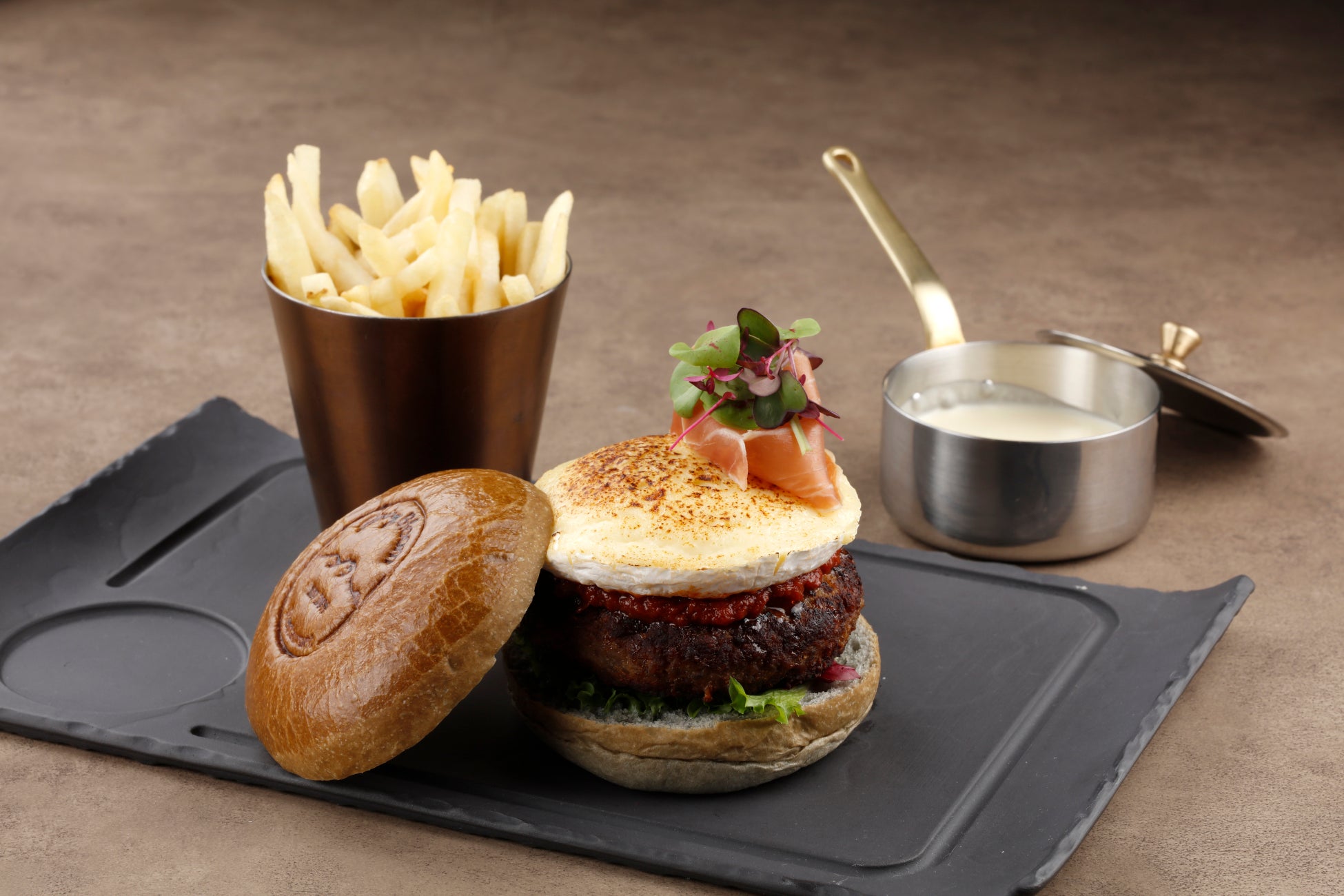 ミッフィーも、新アトラクションも、日本一のイルミネーションも！「ワクワクが、続々！」のハウステンボスを、１年中何度でもお楽しみいただきたい想いから「年間パスポートキャンペーン」実施決定