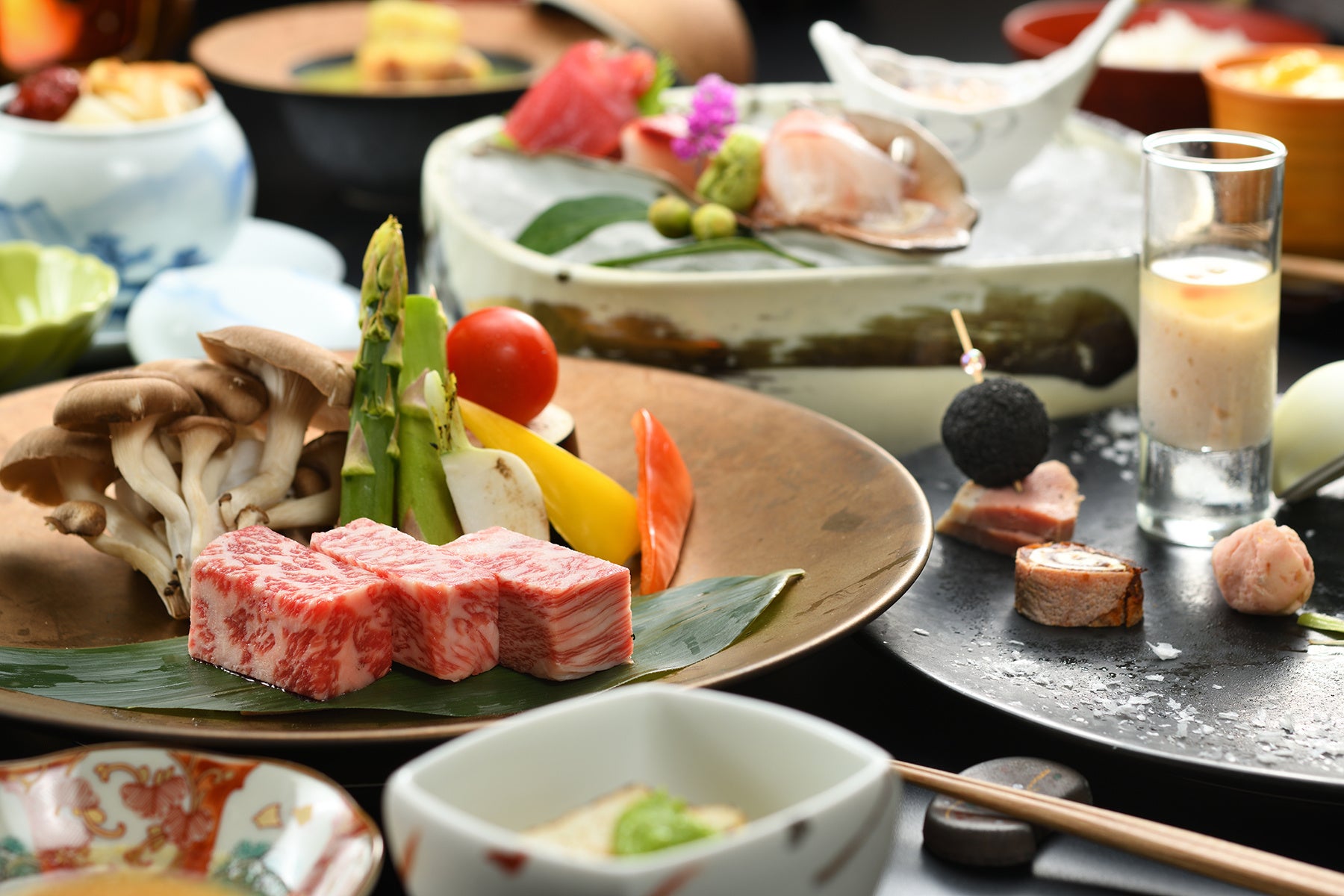 「muni｜TAILORED JAPAN」SUSHI CLUBとコラボレーションFutura 70th Anniversaryを記念したVIP Dinnerをサポート