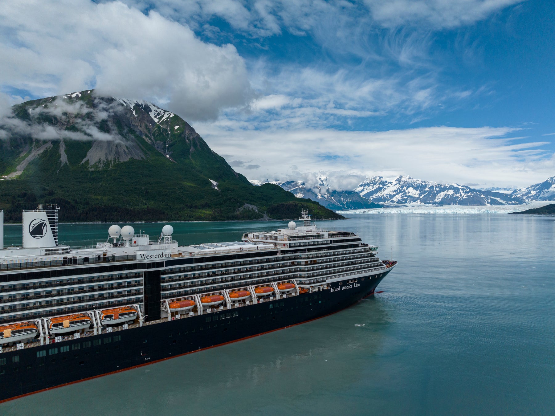 ホーランド アメリカ ライン、世界最大級クルーズ評価サイトで最高評価「ベストサービス賞」4年連続受賞