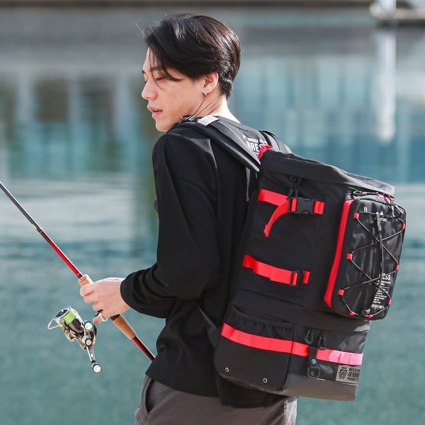 東大阪市のふるさと納税に、”防水リュック” や”ウェーダー”など新たなラインナップの提供を開始！アウトドア 派の“秘密の選択肢”に！