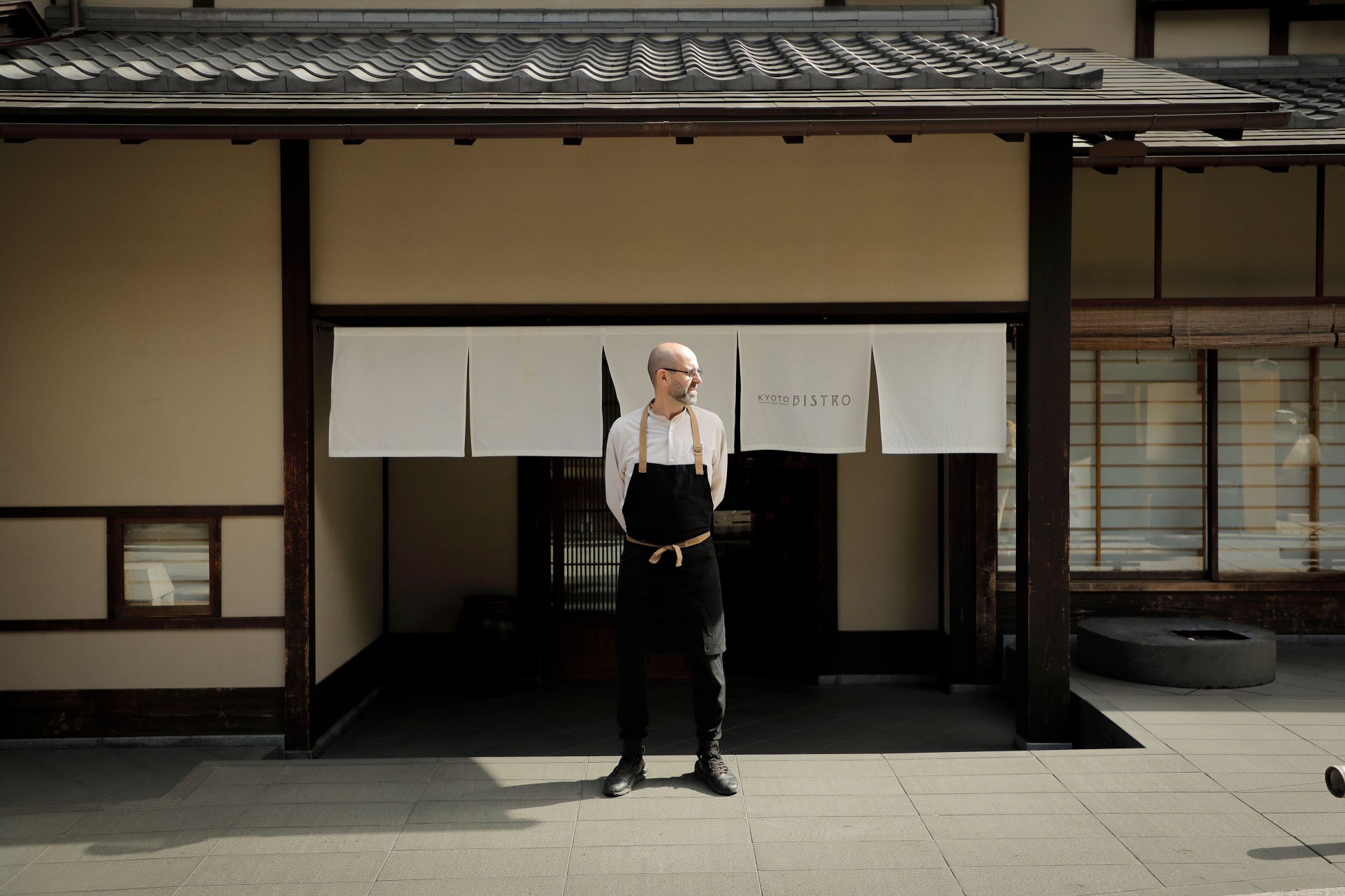 熱海市 × スナック横丁「熱海スナックツアー」本日販売開始!