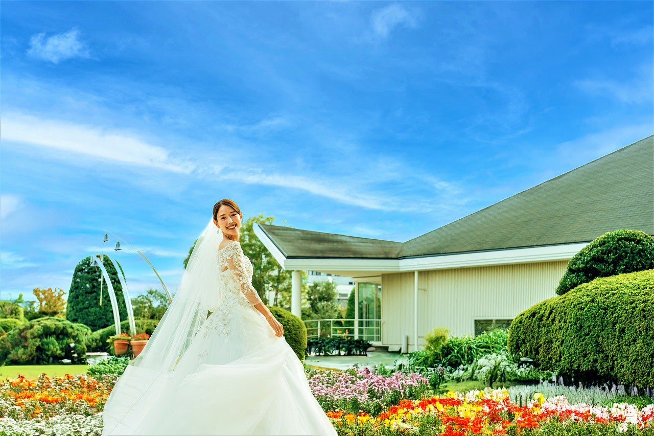 【ロイヤルパインズホテル浦和】フラワーガーデンウェディング～「大切な人に花束を」～を、2025年12月15日より販売開始いたします。