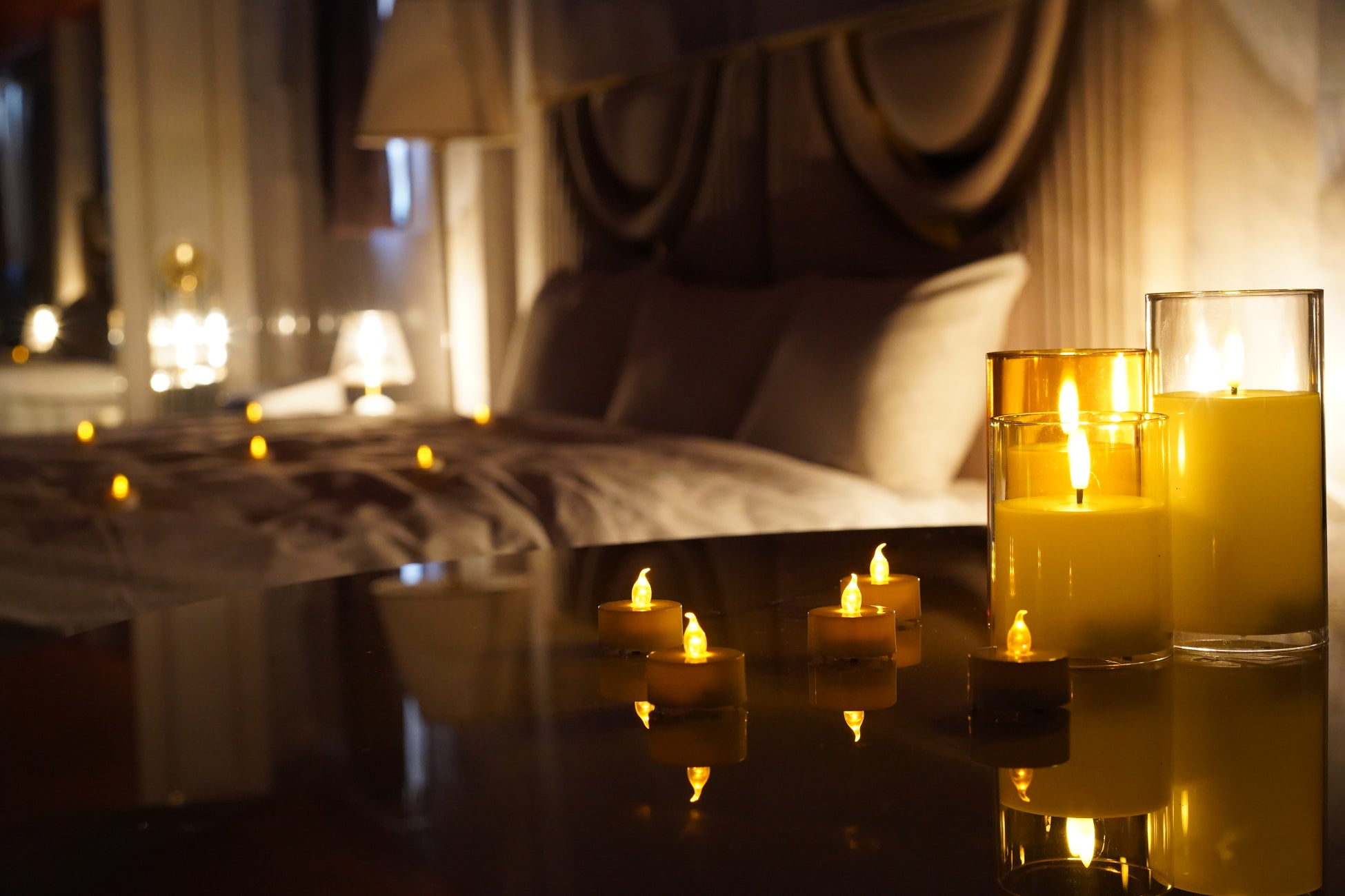 【愛知・知多半島】冬季限定｜夜の客室を“光のラウンジ”へキャンドルが織りなすクリスマス特別オプション「Candle Night Glow Room」提供開始！ホテル：ウッドデザインパーク野間